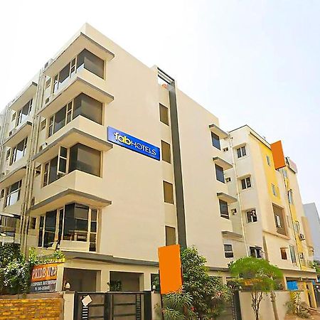 Fabhotel Pride Inn - Nr Tcs Deccan Park, Hitech City Hyderabad Bagian luar foto