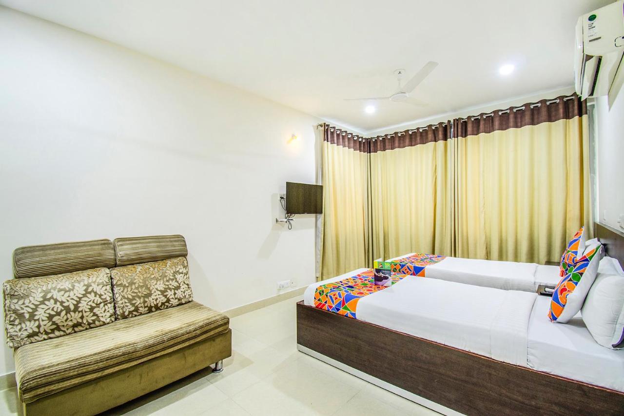 Fabhotel Pride Inn - Nr Tcs Deccan Park, Hitech City Hyderabad Bagian luar foto