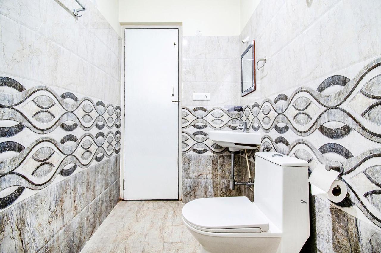 Fabhotel Pride Inn - Nr Tcs Deccan Park, Hitech City Hyderabad Bagian luar foto
